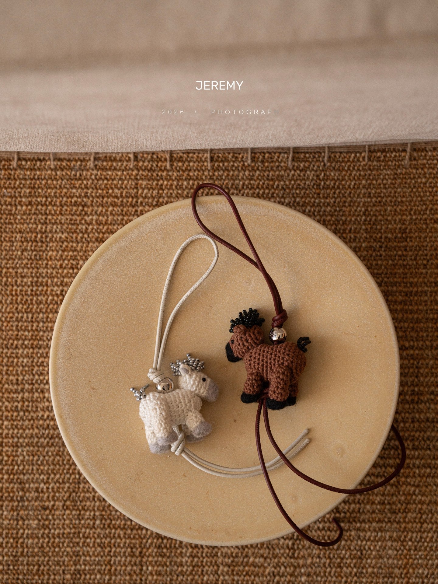 Horse Charm in Knitted Wool。