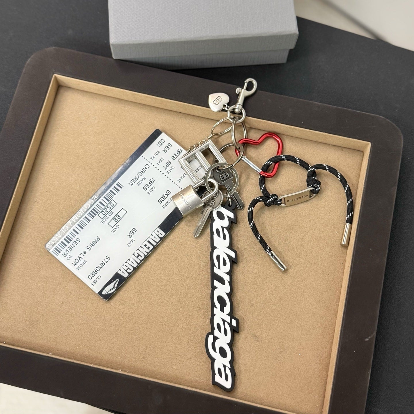 Kit Charm/Keychain in Multicolor