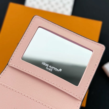 Mattifying Paper Case