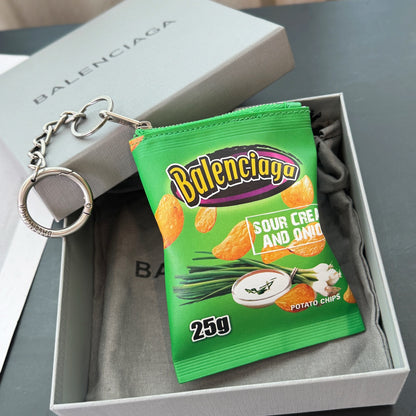Keychain Chips Charm in green glossy calfskin