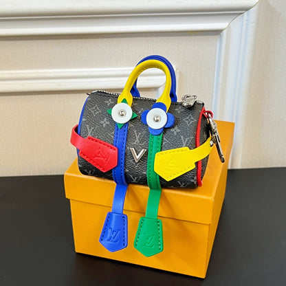 Key holder and ornament for decorating the Mister Keepall bag