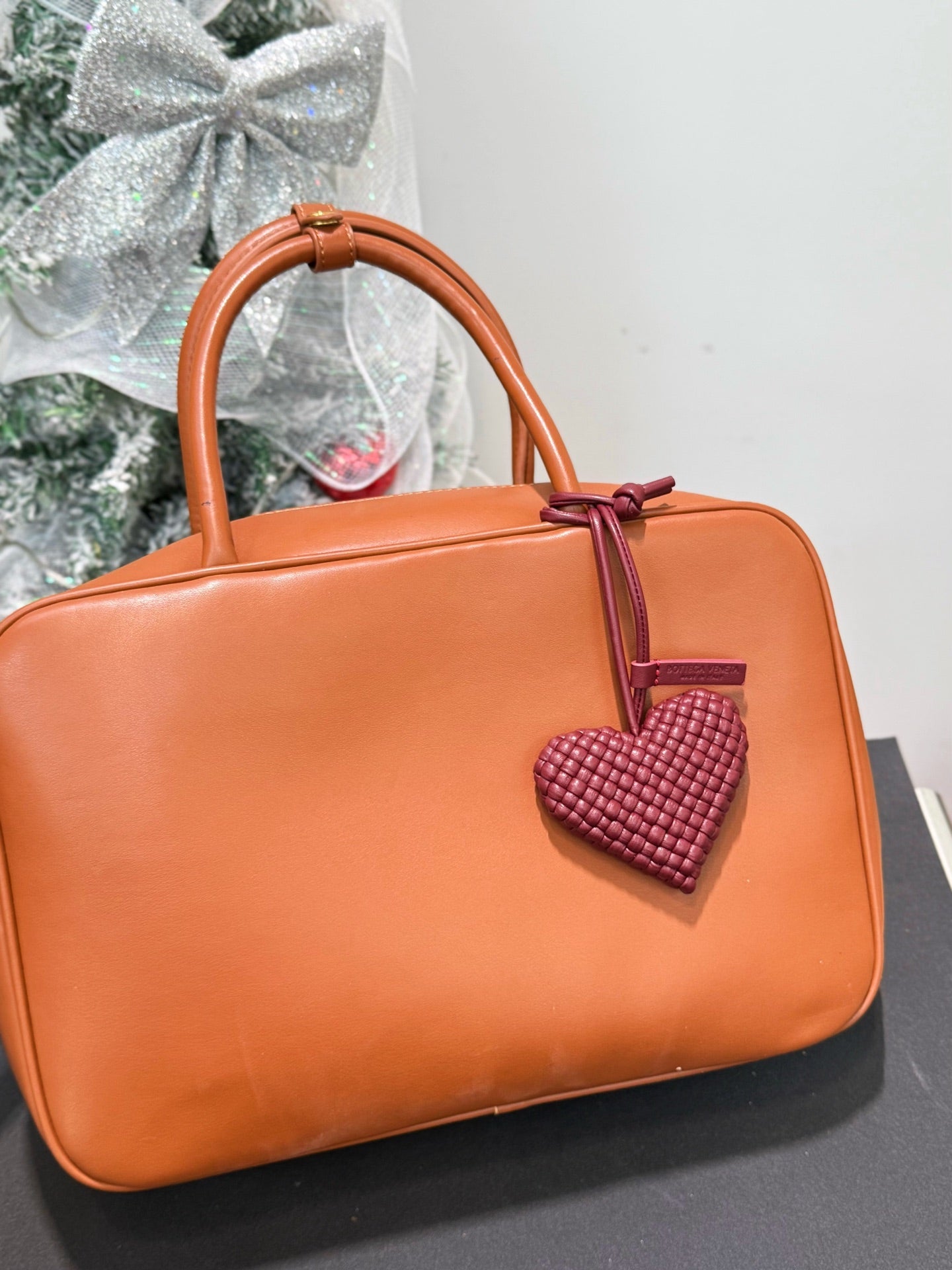 Intrecciato Heart Bag Charm (Bordeaux)