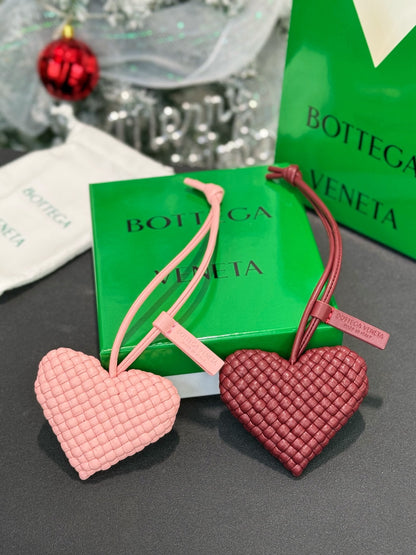 Intrecciato Heart Bag Charm (Bordeaux)