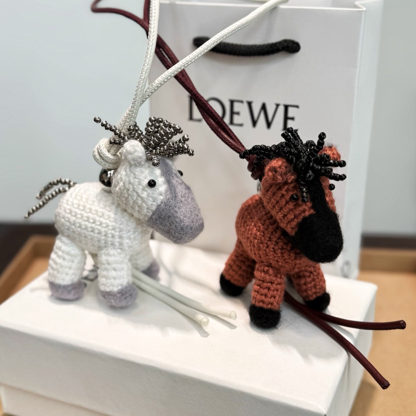 Horse Charm in Knitted Wool。
