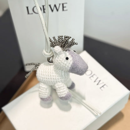 Horse Charm in Knitted Wool。