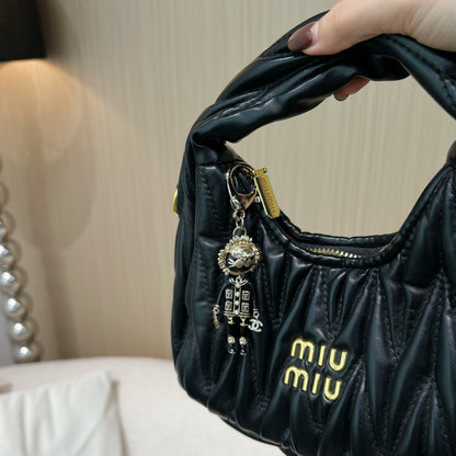 Luxury-Inspired Lion Figure Bag Charm, Gold-Tone Enamel Keychain with Crystal Accents