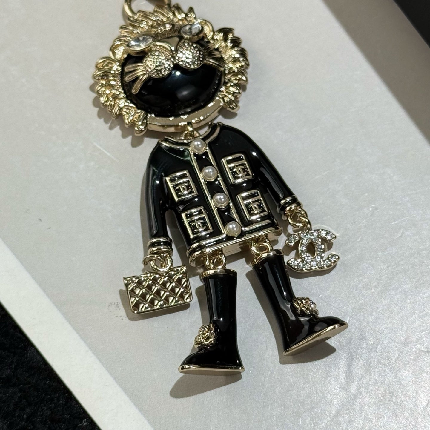 Luxury-Inspired Lion Figure Bag Charm, Gold-Tone Enamel Keychain with Crystal Accents