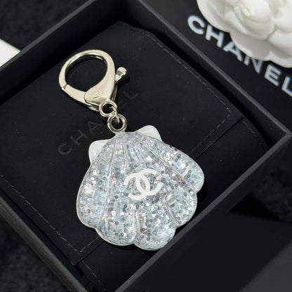 Shell Keyring with Glitter Resin