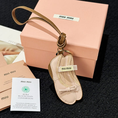 Ballet leather keychain trick