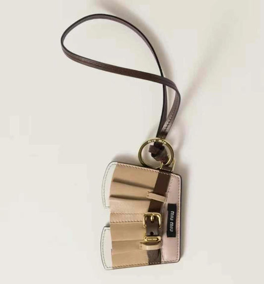 Leather keychain trick