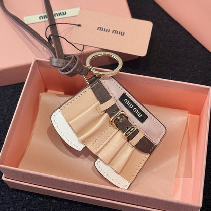 Leather keychain trick