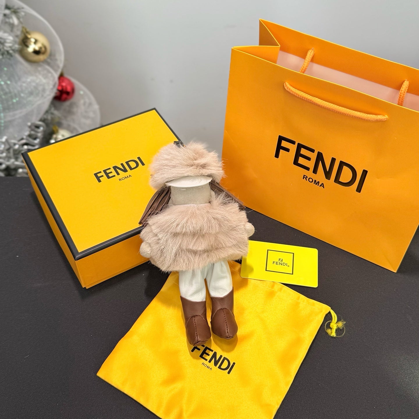 Silvia handbag decoration