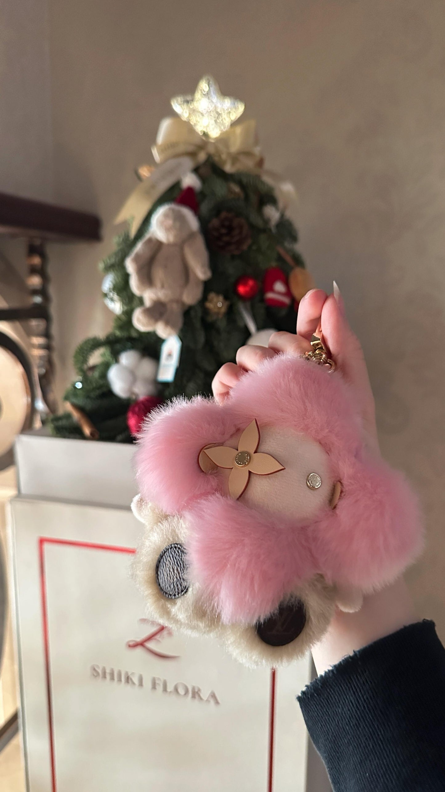 Vivien bag charm