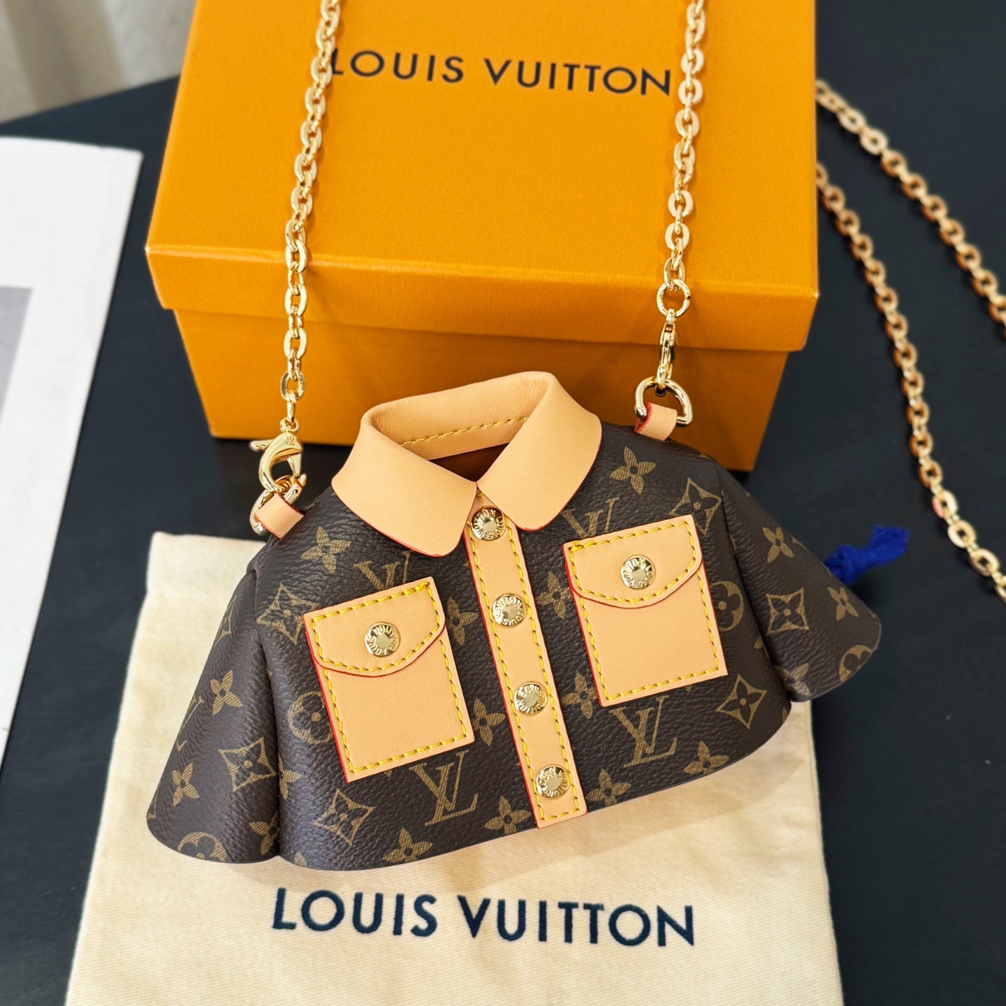 Mini shirt bag