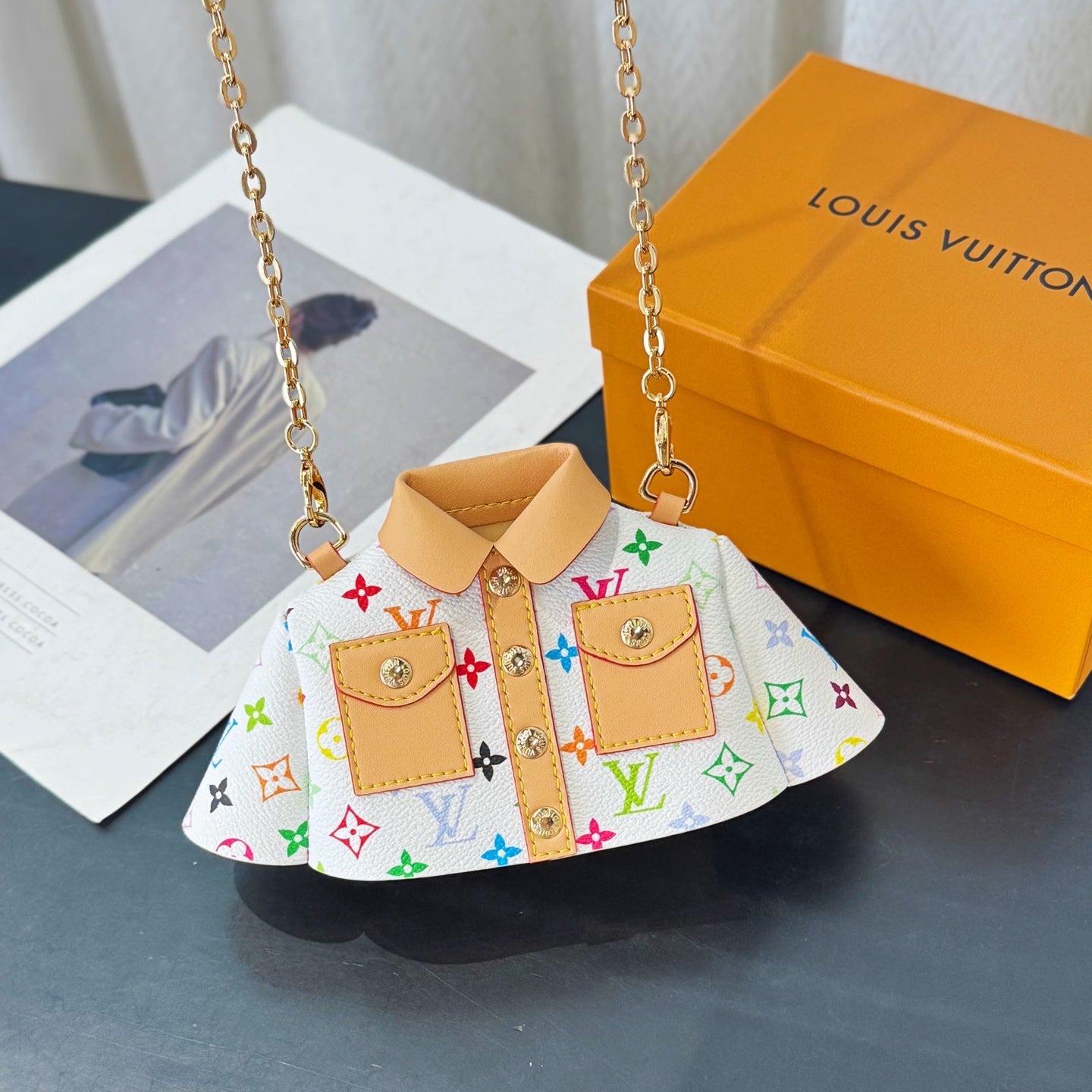 Mini shirt bag