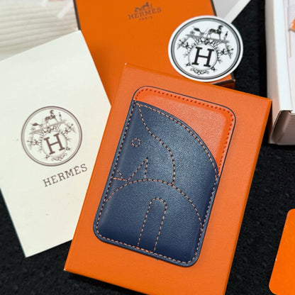 Mobile magnetic card holder
