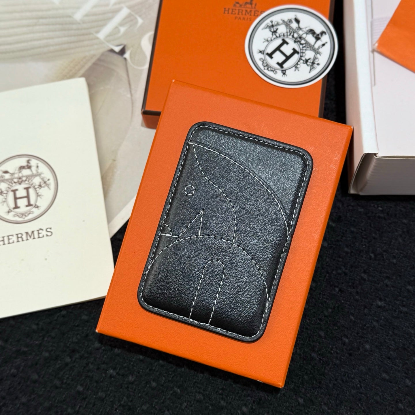 Mobile magnetic card holder