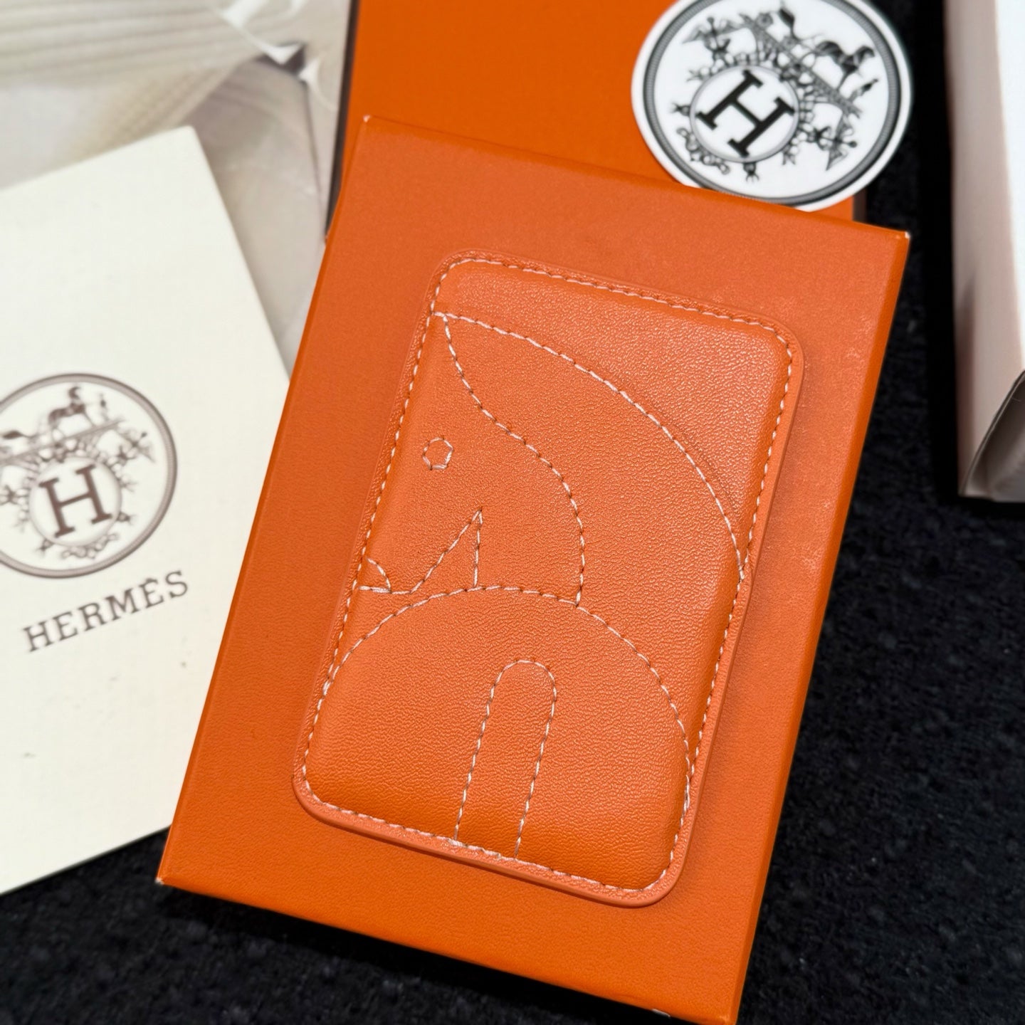 Mobile magnetic card holder