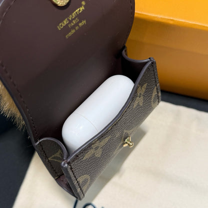 Capybara AirPods case