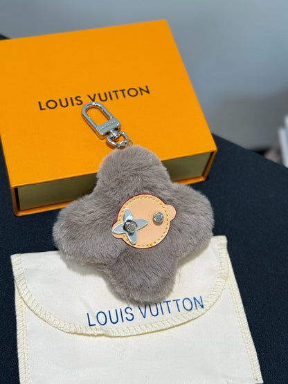 VIVIENNE SHEARLING Bag Charm