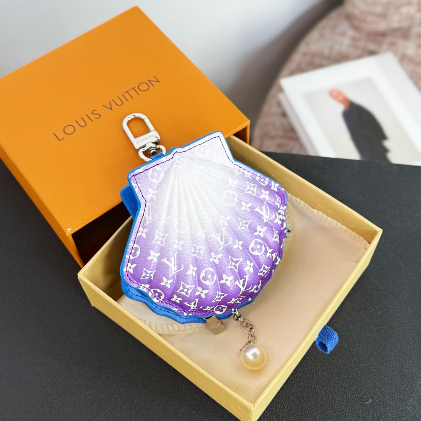 shell bag charm