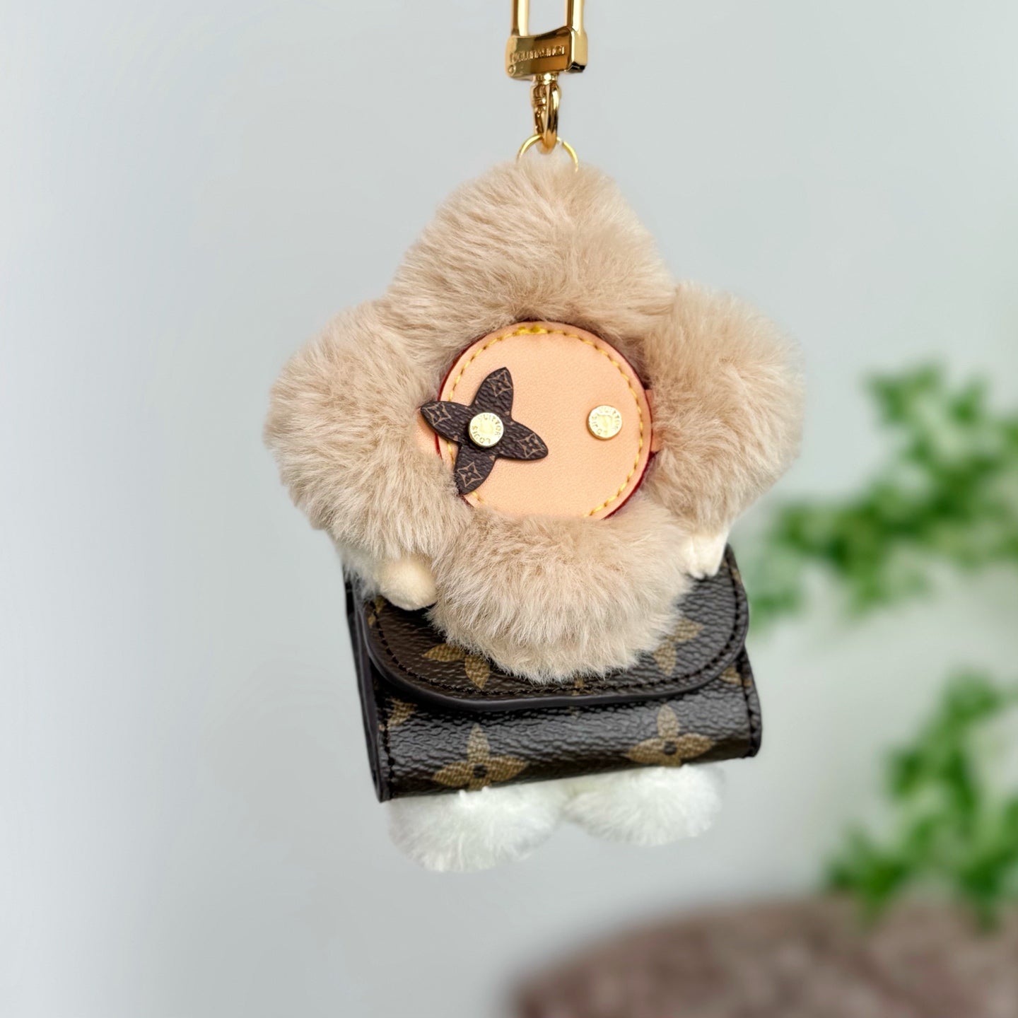Vivienne Cuddle Bag Charm