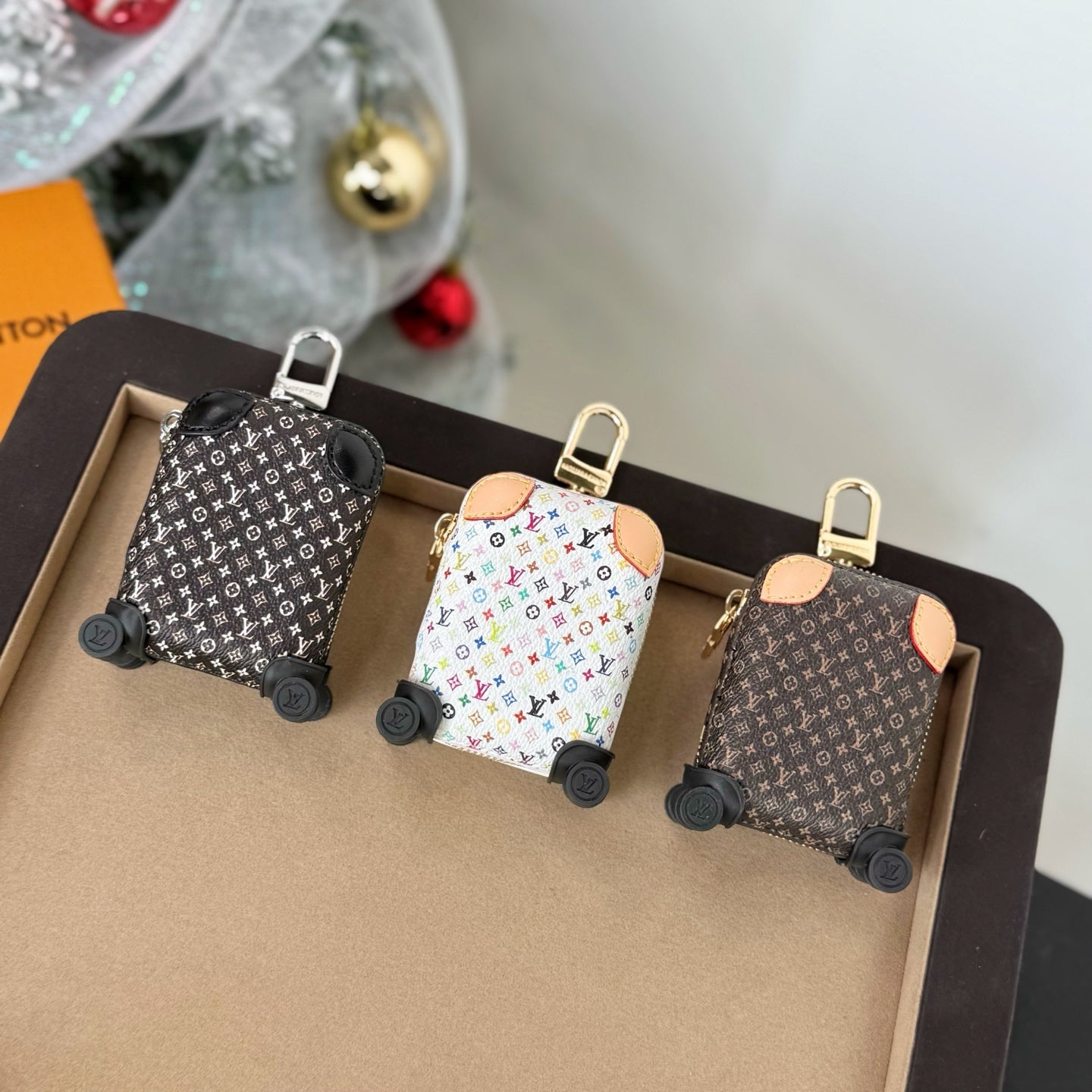 Horizon Airpod Case Bag Charm