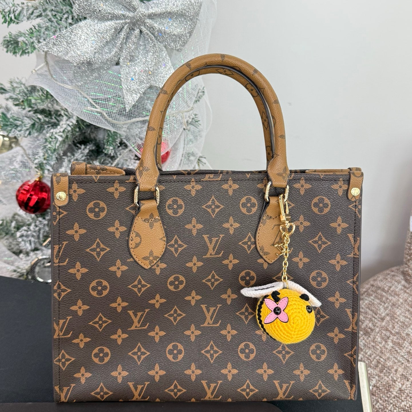 BEE LV CROCHET Bag Charm