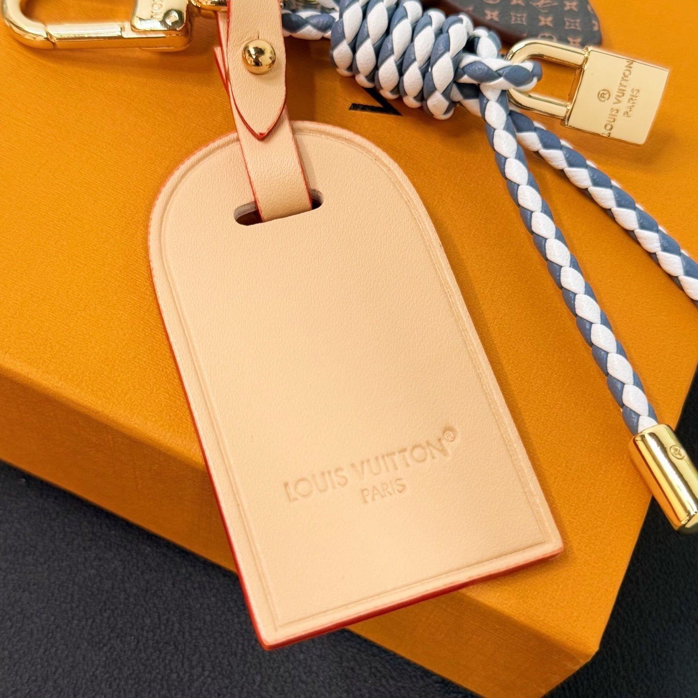 Lock And Bloom Stacking Bag Charm